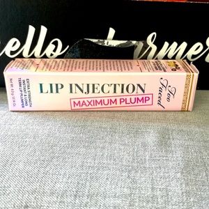 Too faced lip injection